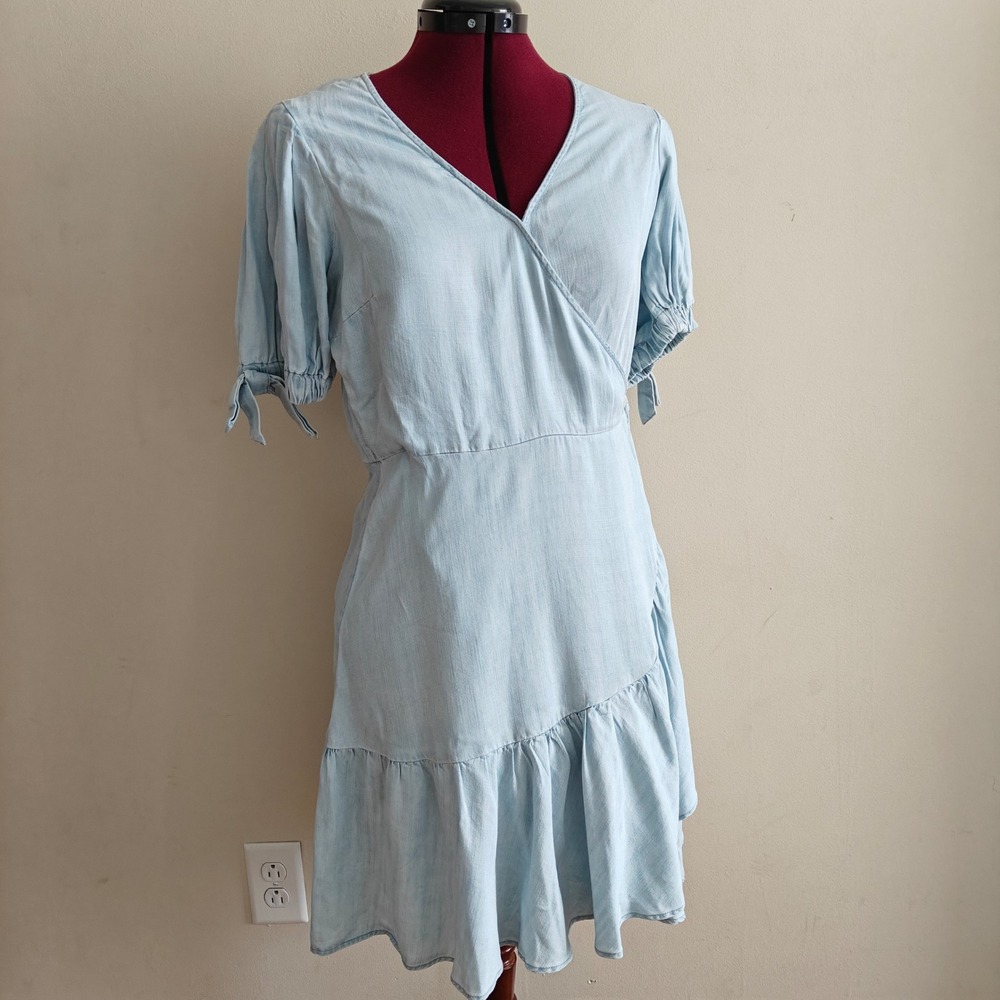 Lauren Conrad Light Blue Mini Wrap Dress Ruffle Hem Puff Sleeve XS V Neck
